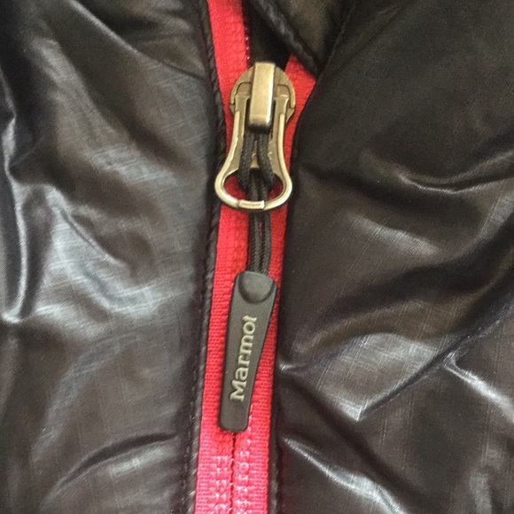 Marmot Winter Lightweight Jacket - Picture 4 of 12